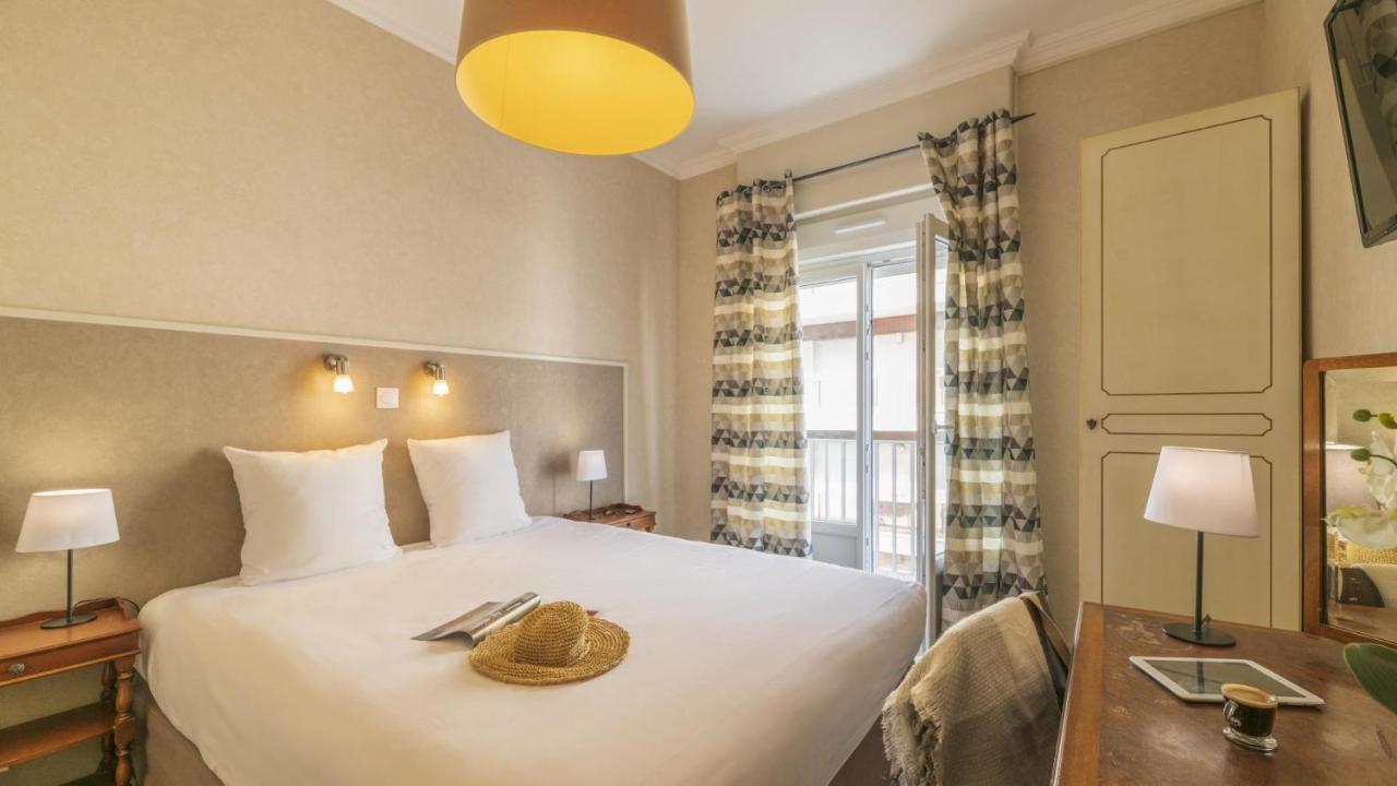 Cerise Royan - Le Grand Hotel De La Plage Екстер'єр фото