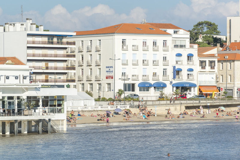 Cerise Royan - Le Grand Hotel De La Plage Екстер'єр фото