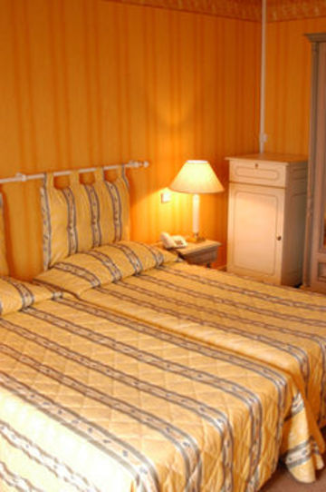 Cerise Royan - Le Grand Hotel De La Plage Номер фото