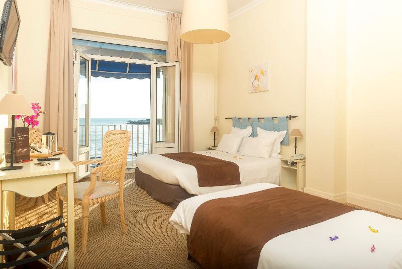 Cerise Royan - Le Grand Hotel De La Plage Екстер'єр фото
